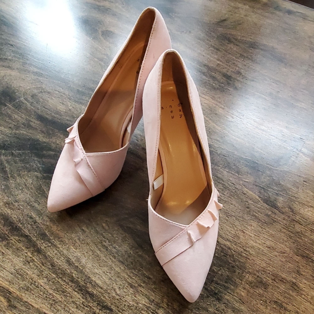 Nude pink heels